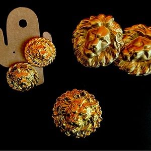 2 pair earrings and brooch